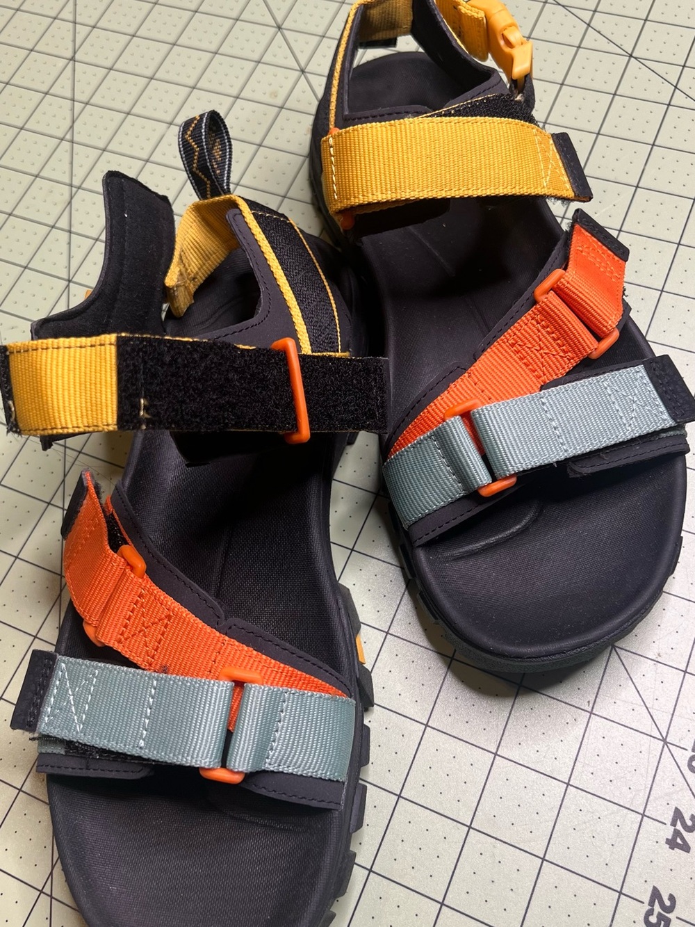 TIMBERLAND Men’s Garrison Trial Blackstrap Sandals with Orange, Yellow &  Straps